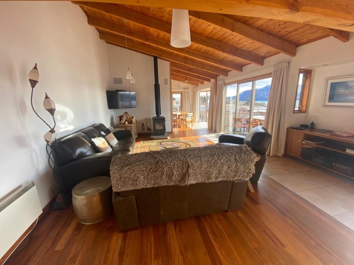 Glacier Rock Lakeview House Lake Tekapo Εξωτερικό φωτογραφία